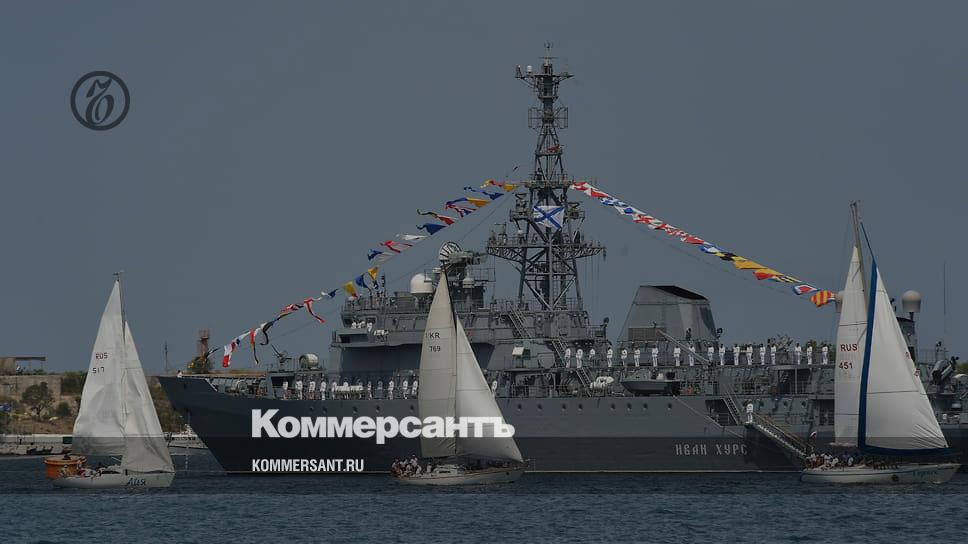Атакованный ВСУ корабль «Иван Хурс» вернулся на базу в Севастополе